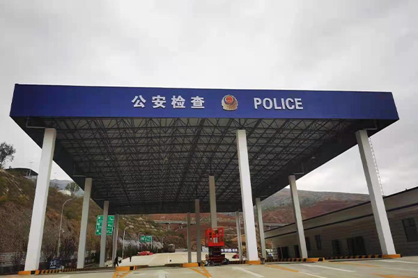 格尔木网架结构屋顶